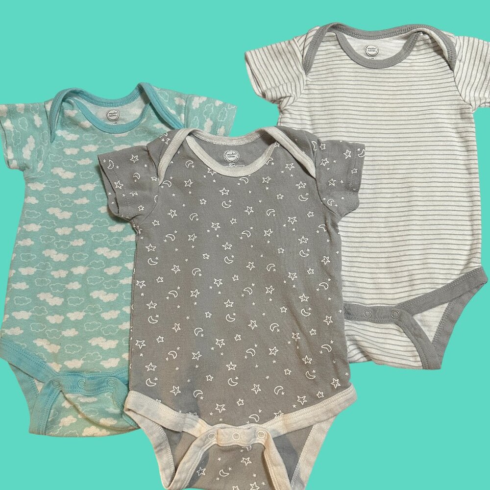 Onesies for Infant 0-6 Months/EUC